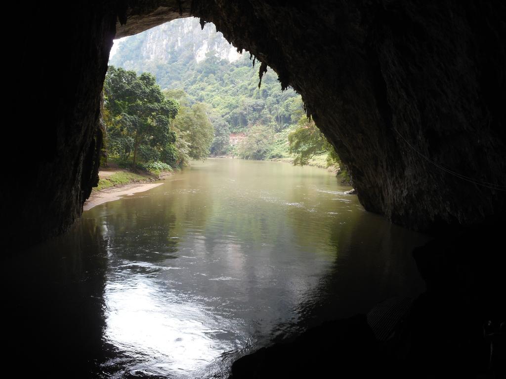 Ba Be Lake Homestay - Quynh Chi Екстериор снимка
