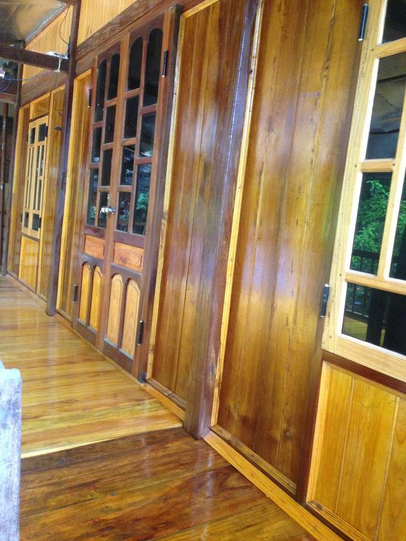 Ba Be Lake Homestay - Quynh Chi Екстериор снимка